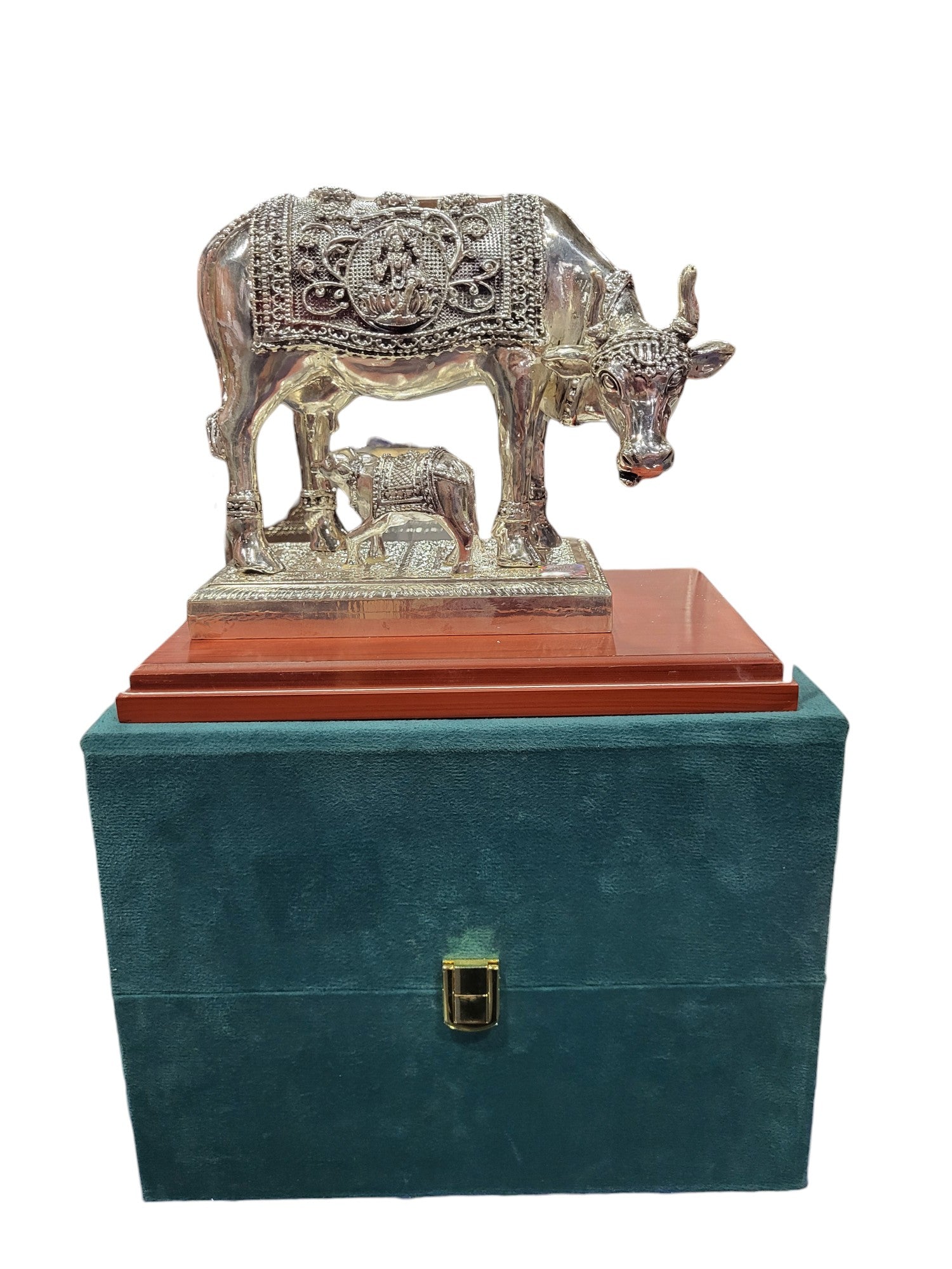 COW -LARGE
