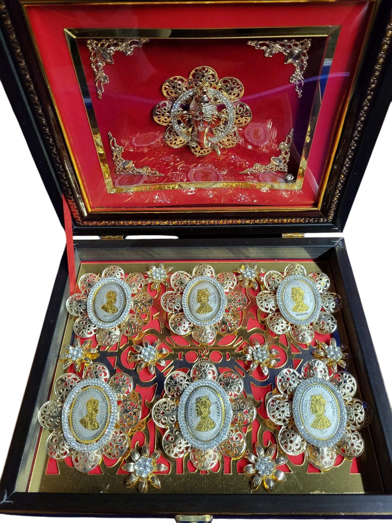 6 PCS 5GM COIN WITH WOODEN BOX WITH GANESHJI