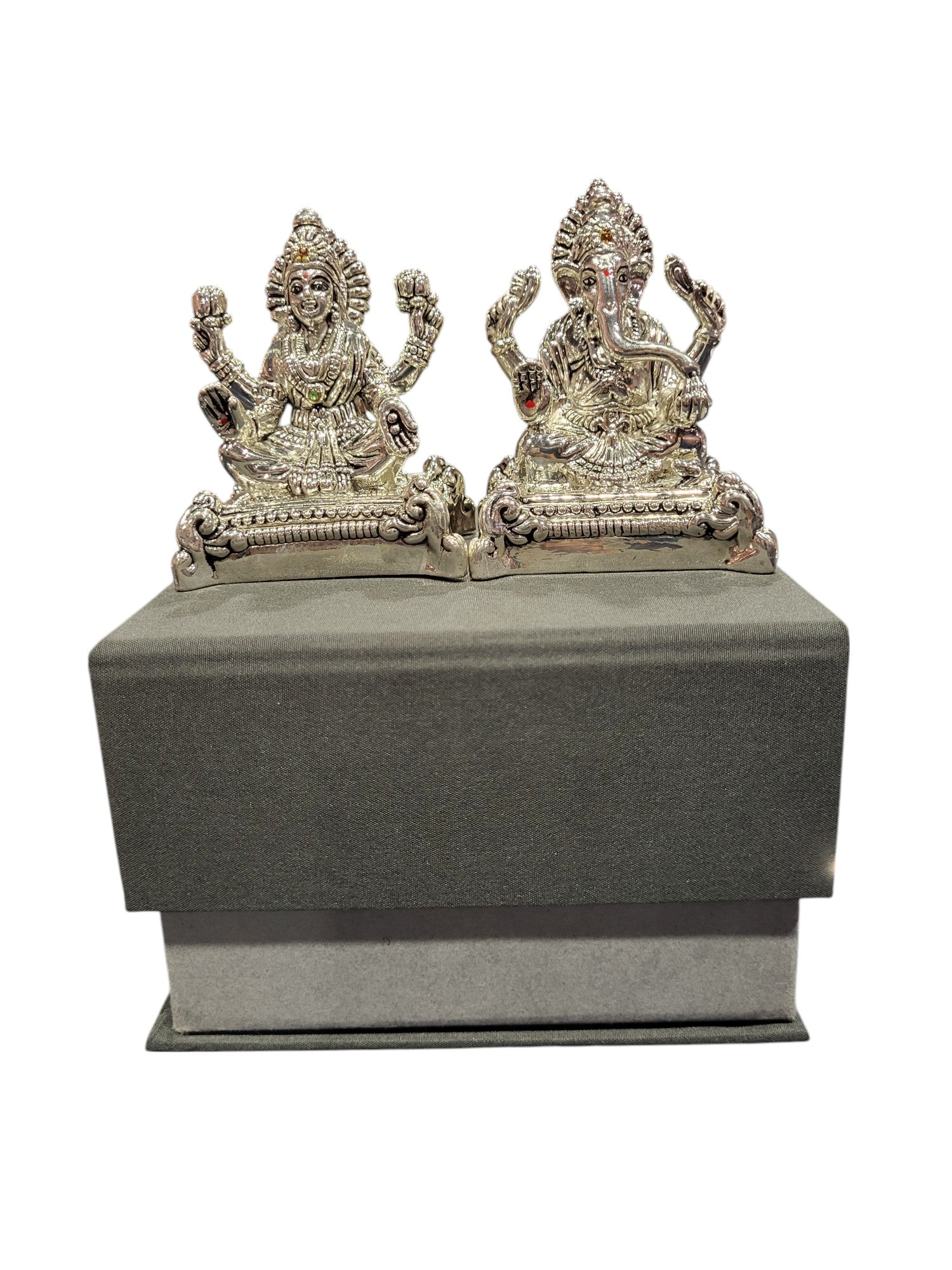 LAXMI GANESH(LG)