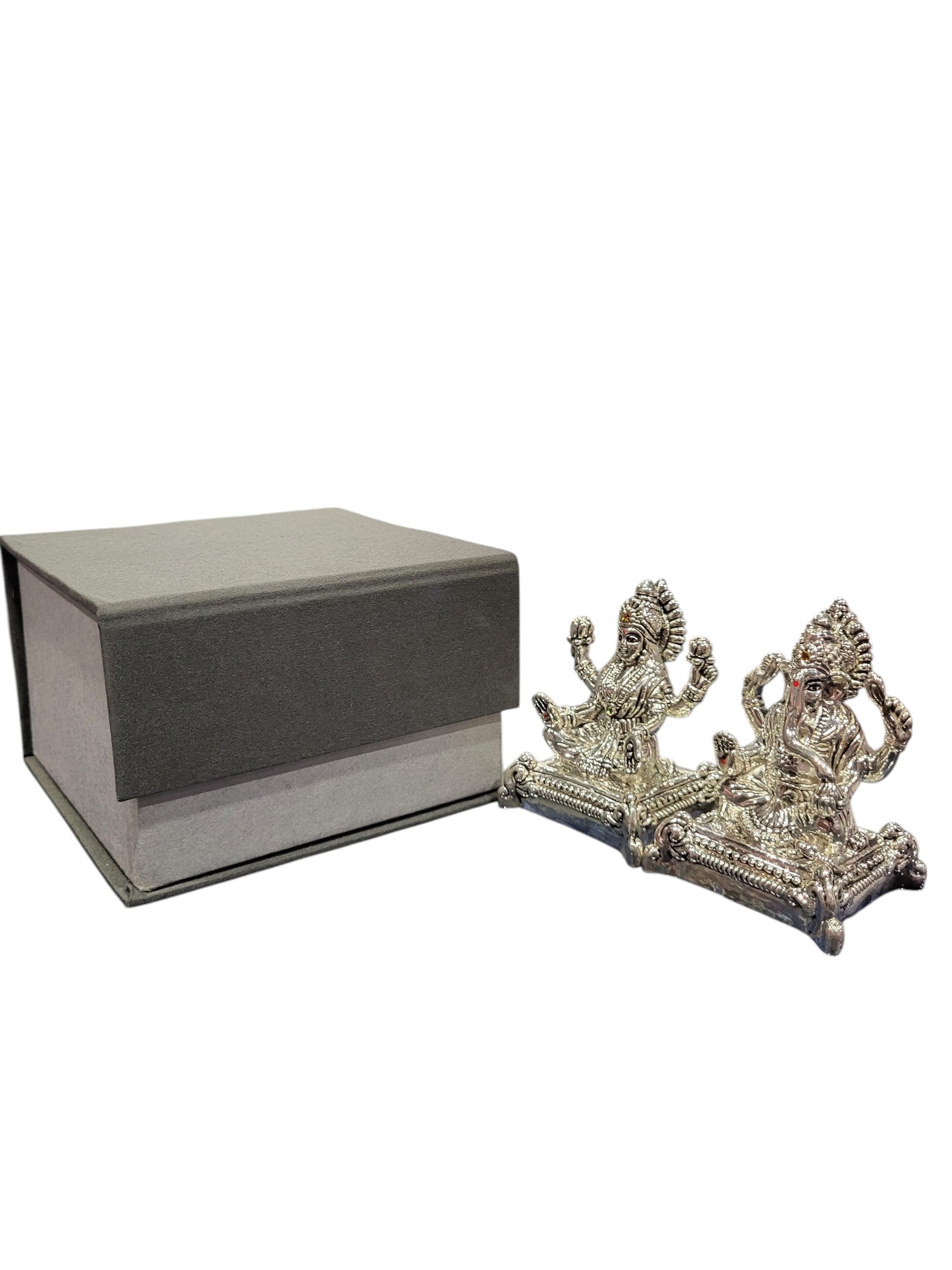 LAXMI GANESH(LG)