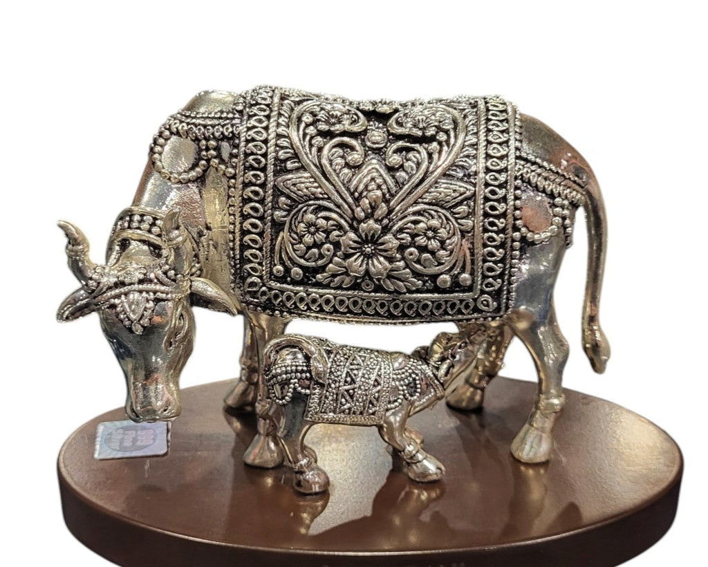 COW -S- (OVEL)