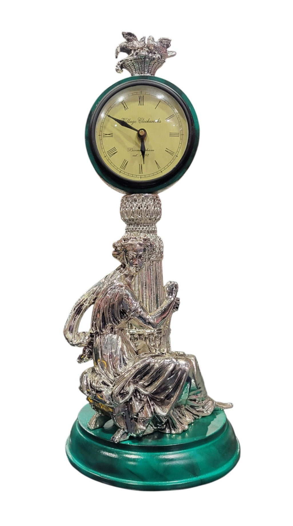 DOLL CLOCK