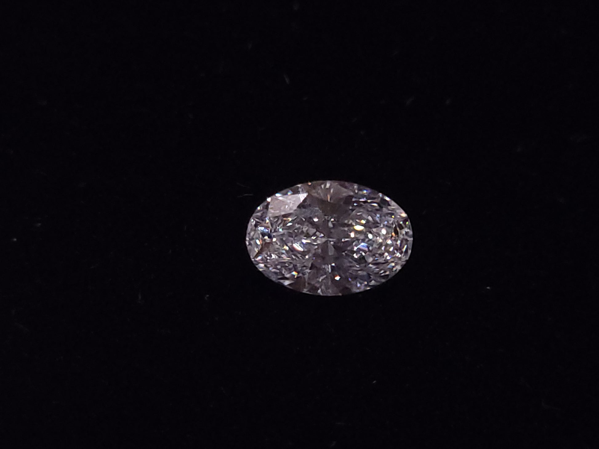 D VS1 OVAL 1.50