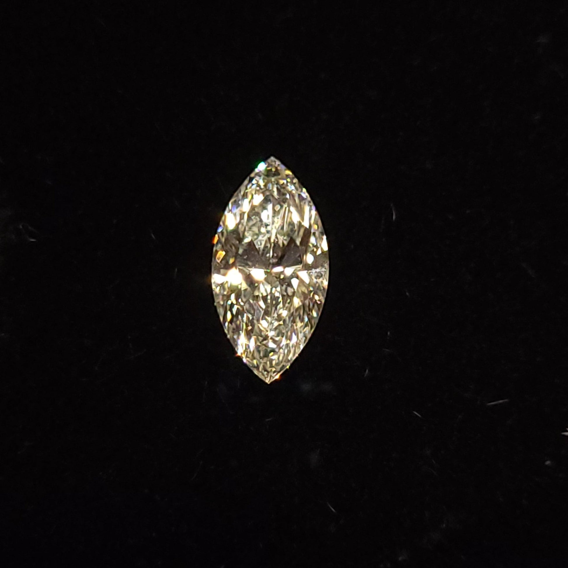 D VVS2 MARQUISE 1.05