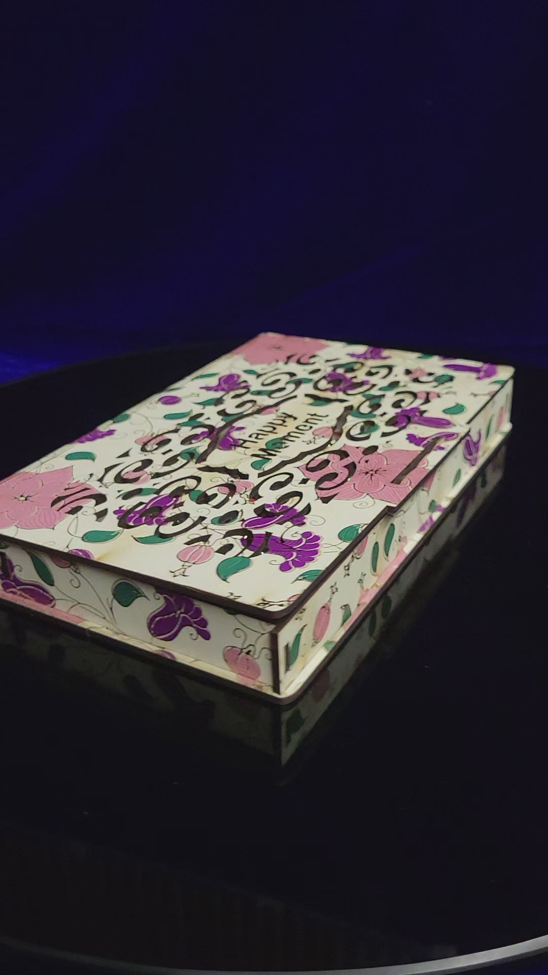 HAPPY MOMENT GIFT BOX